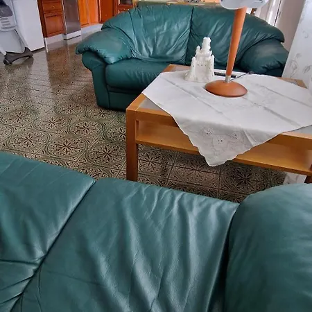 Casa A.n.n.e. アパート